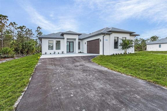 4245 60th AVE NE, Naples FL 34120