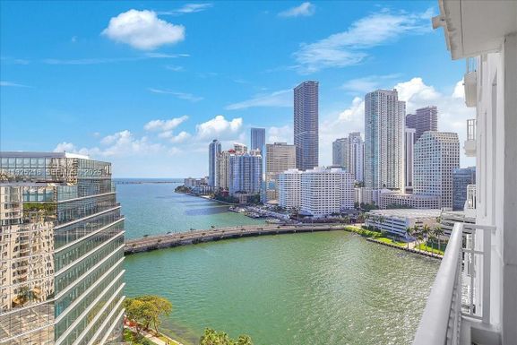701 Brickell Key Blvd # 1911, Miami FL 33131