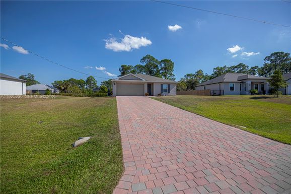 6058 S Moss Circle, La Belle FL 33935