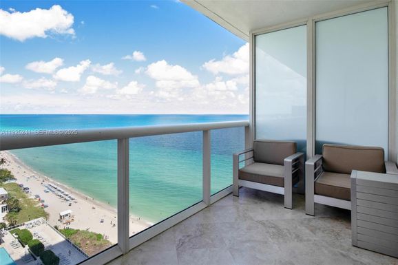 1830 S Ocean Dr # 2212, Hallandale Beach FL 33009