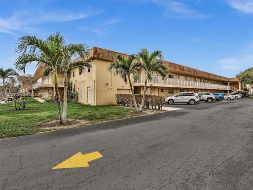 5130 SW 40th Ave # 23B, Dania Beach FL 33314