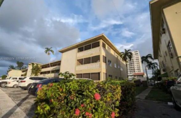 11960 NE 19th Dr # 1, North Miami FL 33181