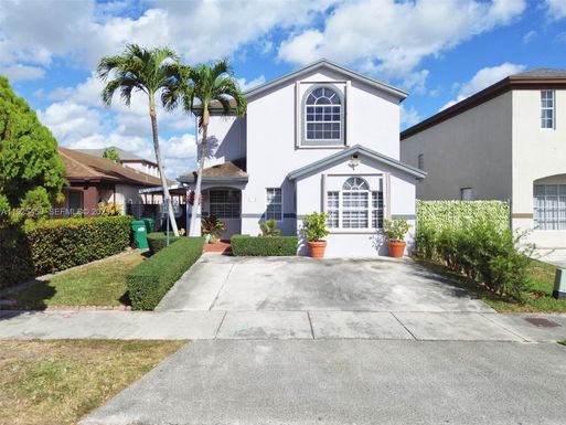 13921 SW 164th St, Miami FL 33177