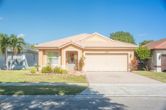 20875 NW 20th St, Pembroke Pines FL 33029