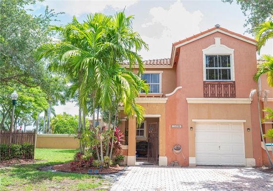 15285 SW 30th Ter, Miami FL 33185