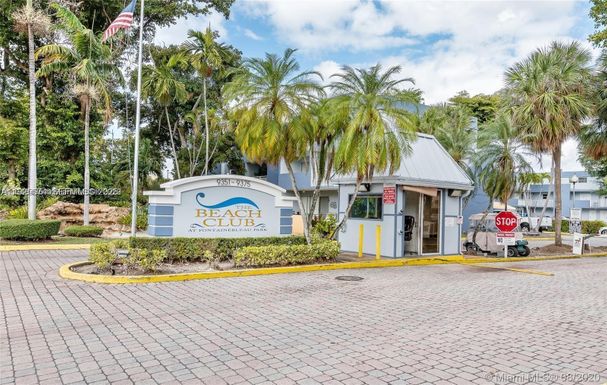 9375 Fontainebleau Blvd # L119, Miami FL 33172