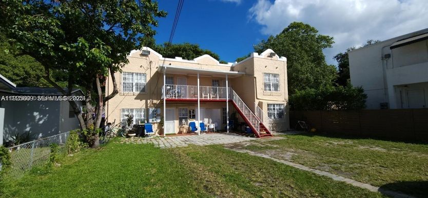251 NW 34th Ter, Miami FL 33127