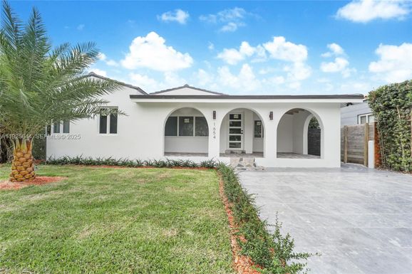 1654 SW 18th Ave # 1, Miami FL 33145