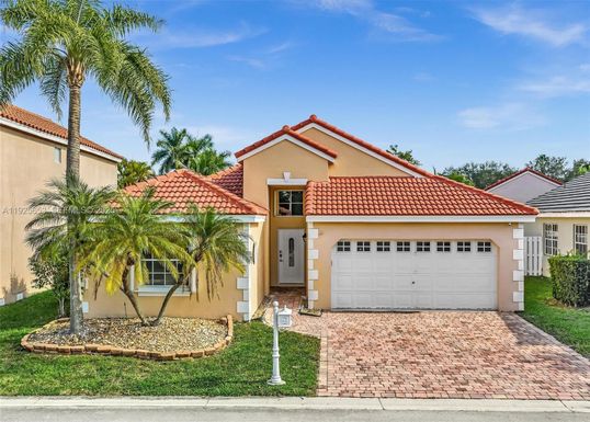 255 Somerset Way, Weston FL 33326