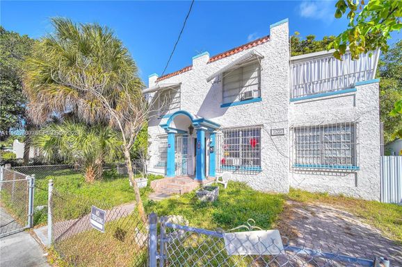 1725 NW 19th St, Miami FL 33125