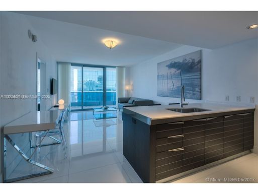 200 Biscayne Boulevard Way # 4309, Miami FL 33131