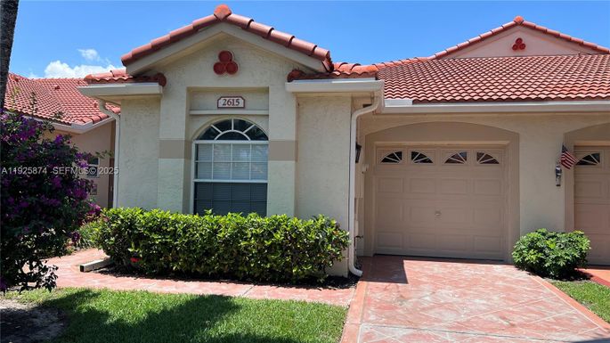 2615 Spiceberry Ln, Boynton Beach FL 33436