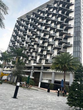 5252 NW 85th Ave # 706, Doral FL 33166