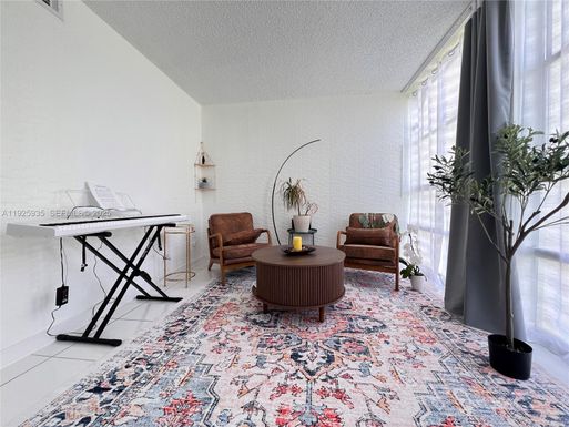 501 Three Islands Blvd # 119, Hallandale Beach FL 33009