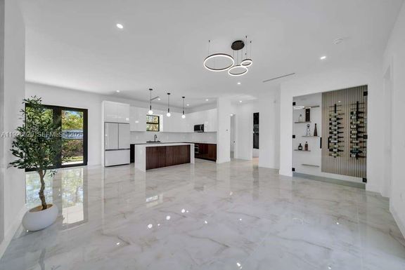 323 LONG AVE S, Lehigh Acres FL 33974