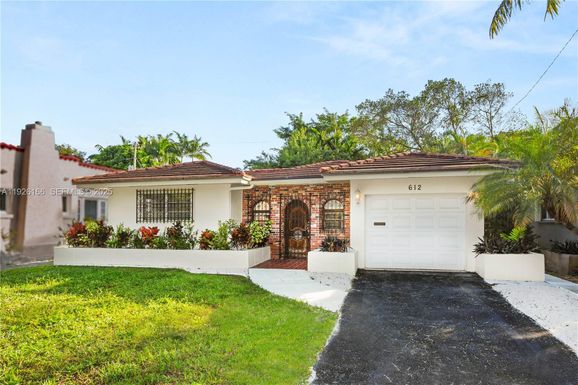 612 Minorca Ave, Coral Gables FL 33134