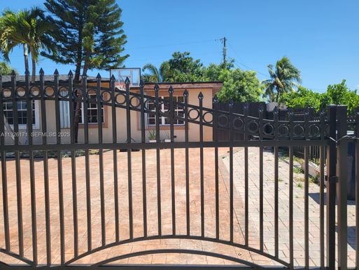 15320 SW 298th Ter # 15320, Homestead FL 33033