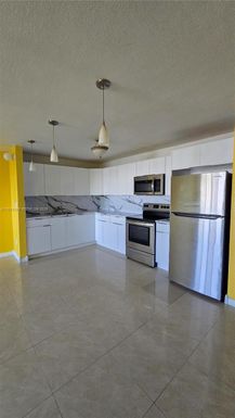 14830 Naranja Lakes Blvd, Homestead FL 33032