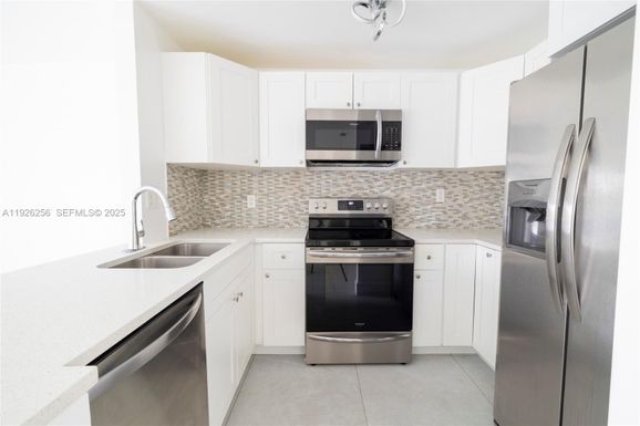 8305 SW 72nd Ave # 110A, Miami FL 33143