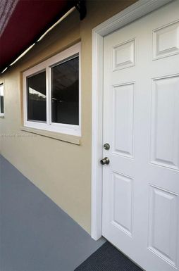 200 W 53rd Ter # B, Hialeah FL 33012