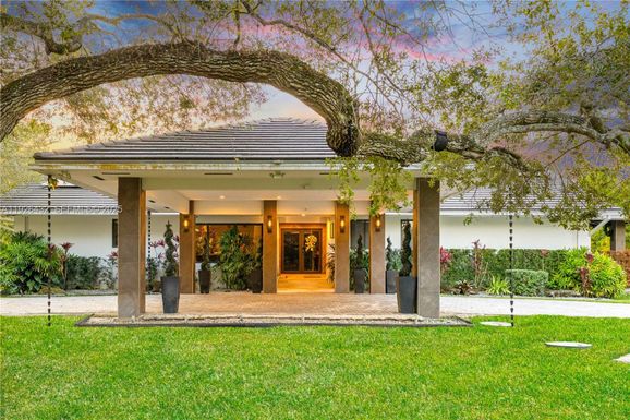 9040 SW 110th Ave, Miami FL 33176