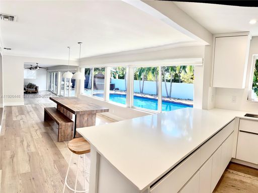 19340 NE 18th Ct, Miami FL 33179