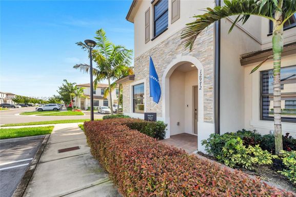 12972 SW 233rd Ter, Homestead FL 33032