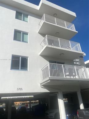 3755 NE 167th St # 3, North Miami Beach FL 33160