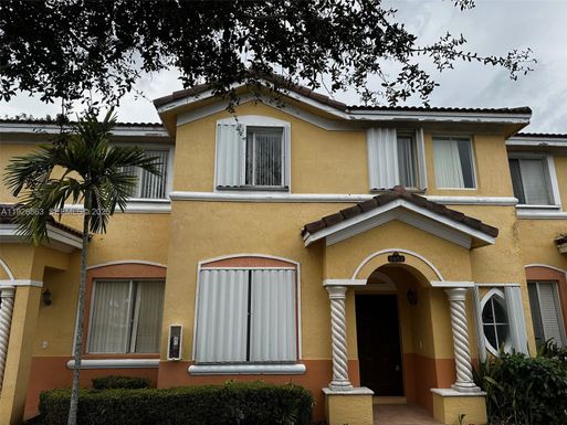 2452 SE 14th Ave # 284, Homestead FL 33035