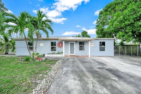 4020 E 10th Ave, Hialeah FL 33013