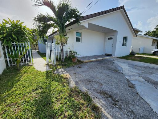 2438 SW 114th Ave # 0, Miami FL 33165
