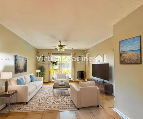 10616 NW 10th St # 104, Pembroke Pines FL 33026