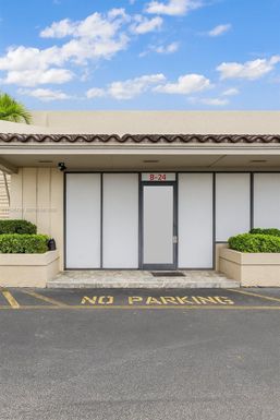 6065 NW 167th St # B24, Hialeah FL 33015