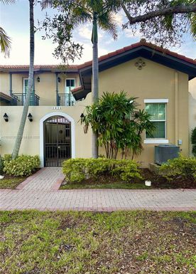 1424 SW 147th Ave, Pembroke Pines FL 33027