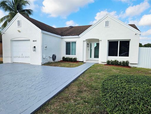 8041 NW 191 St # 8041, Hialeah FL 33015