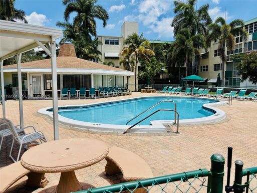 1333 E Hallandale Beach Blvd # 134, Hallandale Beach FL 33009