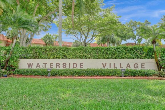 15801 W Waterside Cir # 101, Sunrise FL 33326
