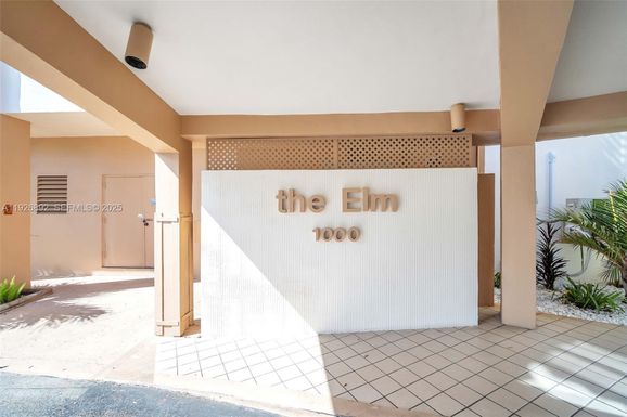 1000 Saint Charles Pl # 512, Pembroke Pines FL 33026