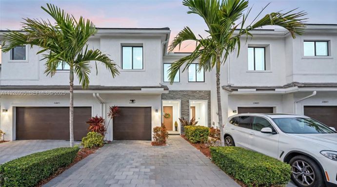 10887 SW 232nd Ter, Homestead FL 33032