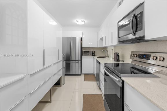 1849 S Ocean Dr # 212, Hallandale Beach FL 33009