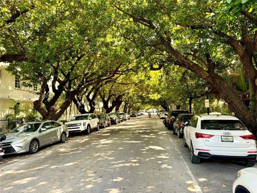 349 Meridian Ave # B202, Miami Beach FL 33139