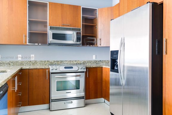 1945 S Ocean Dr # 610, Hallandale Beach FL 33009