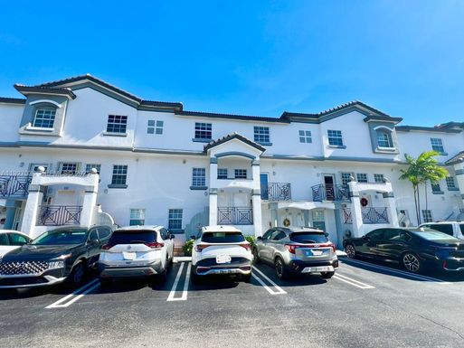 925 NW 82nd Ave # A, Miami FL 33126