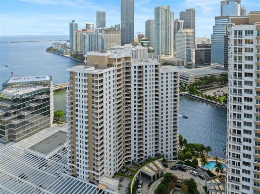 701 Brickell Key Blvd # 1605, Miami FL 33131