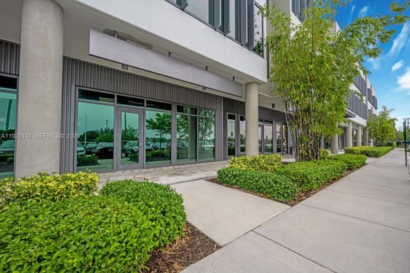 1695 NW 110th Ave # 103, Sweetwater FL 33172