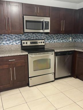 5100 SW 41st St # 219, Pembroke Park FL 33023