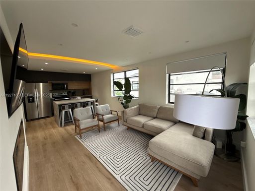 1716 SW 11 ST # 4, Miami FL 33135