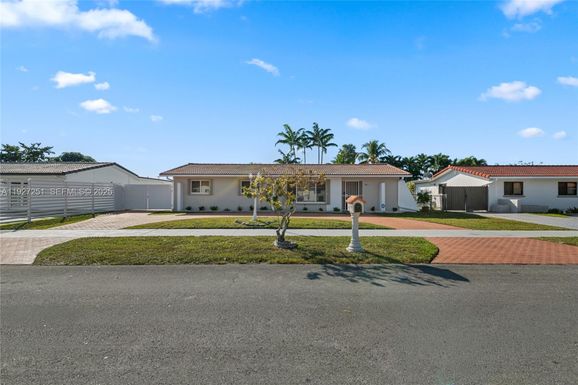 9864 SW 26th Ter, Miami FL 33165