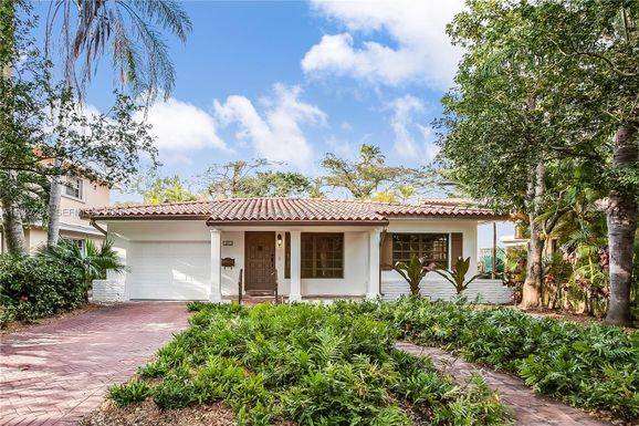 407 Minorca Ave, Coral Gables FL 33134