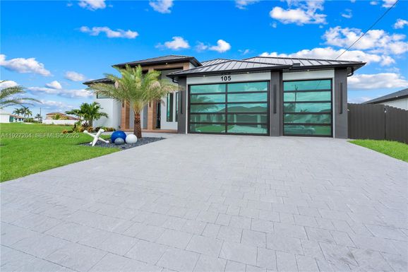 105 sw 33rd PL, Cape Coral FL 33991